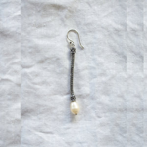 Tulang Naga Pearl Drop Earring Product Shot