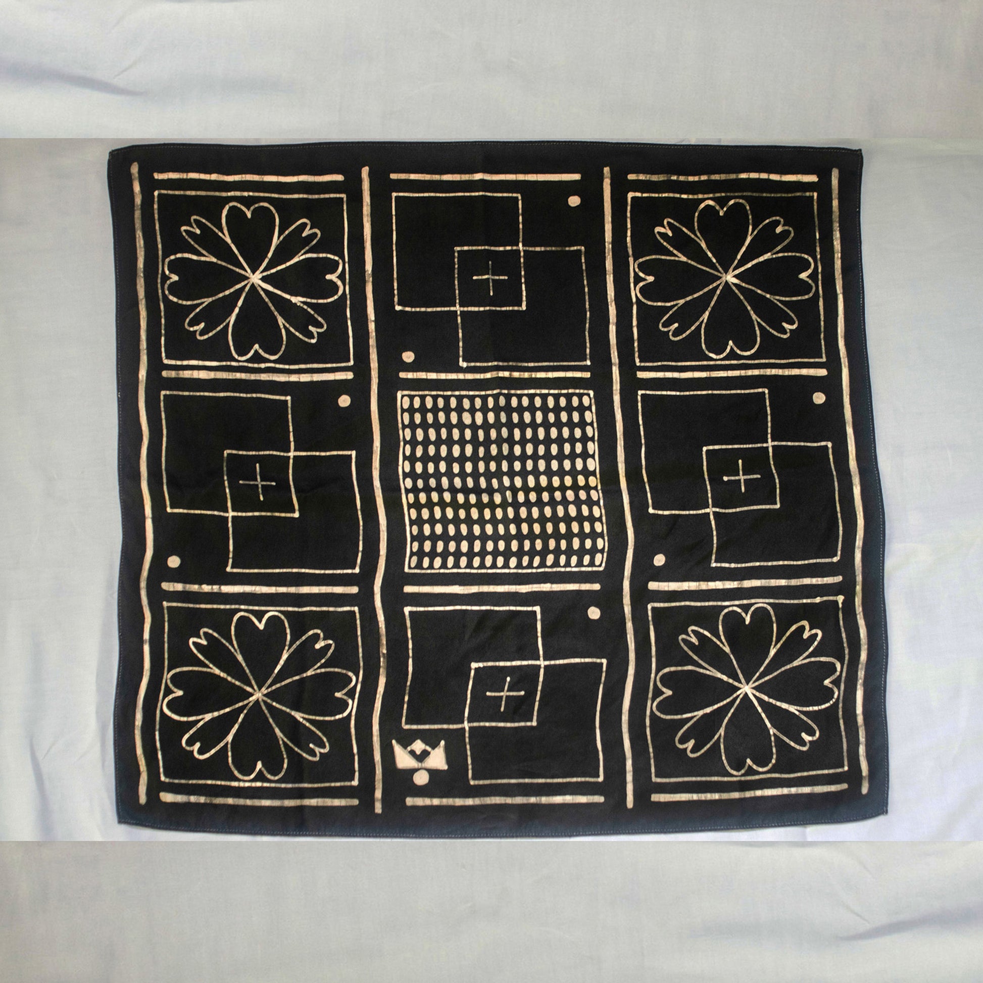 Coeur-Fleur Protection Silk Bandana (Stock)